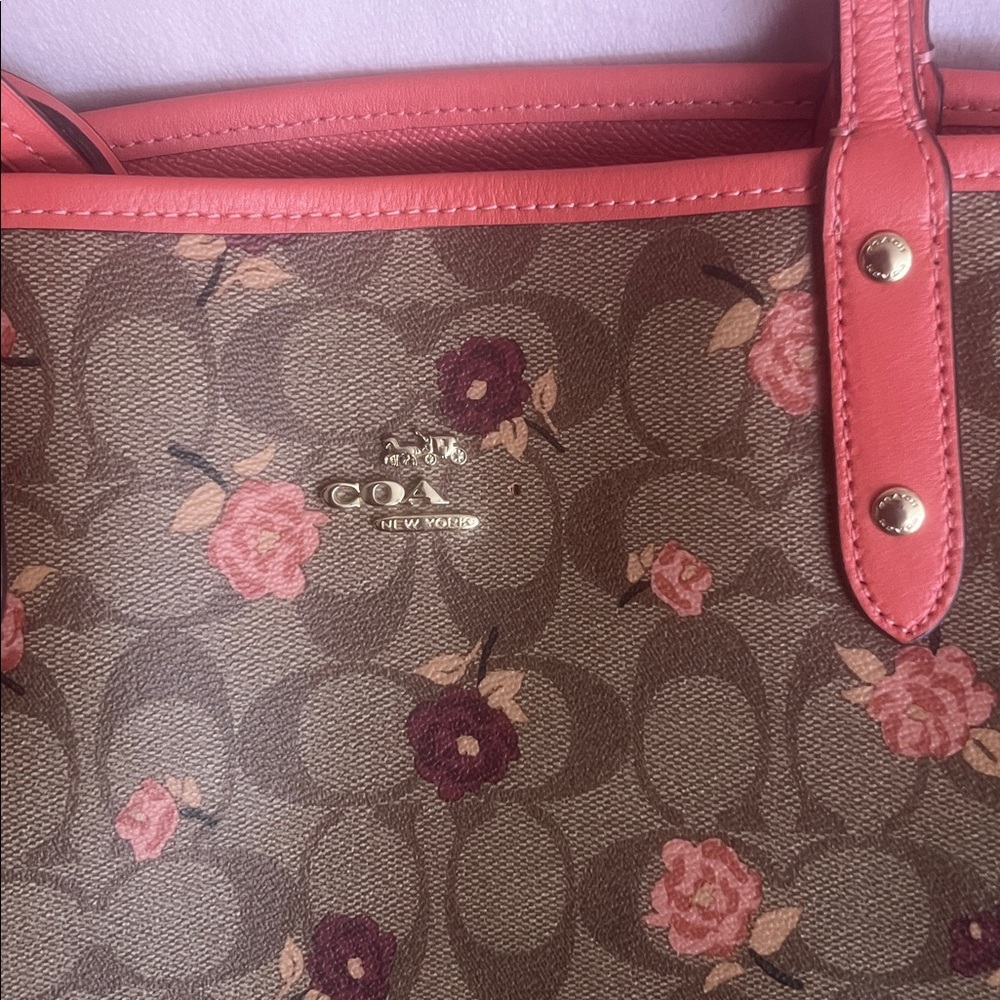 Coach Reversible Bag - Picture 2 of 4